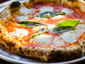 La Pizza